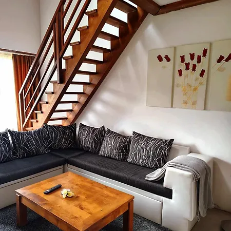 цветелина и митко Tatil Evi Bansko