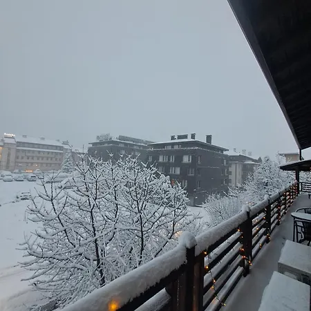 Homely Semesterbostad
