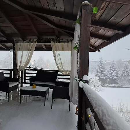 цветелина и митко Tatil Evi Bansko