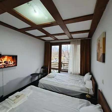 Homely Semesterbostad